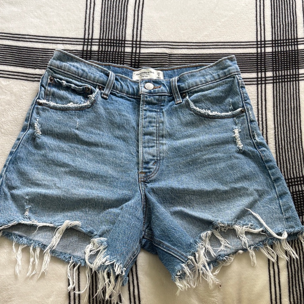 Abercrombie & Fitch High Rise Dad Short